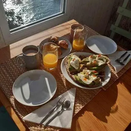 Respirando Salitre, En Apartment Lastres